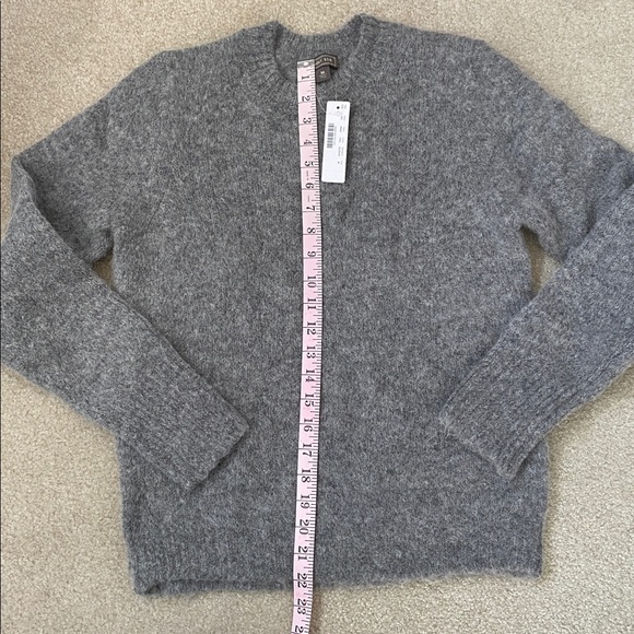 Point Sur for J. Crew Gray Sweater. NWT. Size medium. - Picture 3 of 7